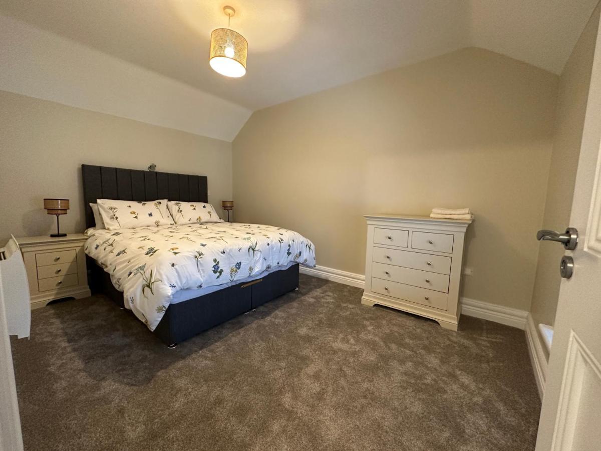 Adams Complex Apartman Tullamore Kültér fotó